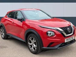 Red Used 2022 Nissan Juke N-Connecta SUV | £13,499 (Fair price)