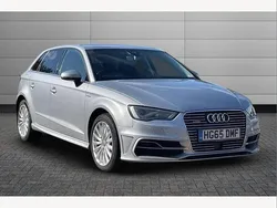 Floret silver Used 2016 Audi A3 e-tron Advanced Hatchback | £13,300 (Expensive)