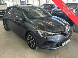 Titanium grey Used 2022 Renault Clio V Iconic Hatchback | £12,995 (Good price)