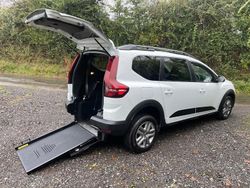 White Used 2023 Dacia Jogger Expression MPV | £17,995 (A bit pricey)