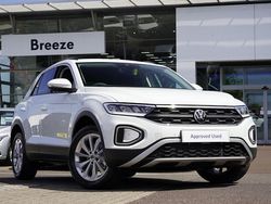 Used 2025 VW T-Roc Match SUV | £25,990 (Fair price)