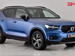 Ocean blue Used 2019 Volvo XC40 R-Design SUV | £16,690 (Fair price)