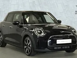 Black Used 2021 Mini Cooper Exclusive Hatchback | £18,299 (A bit pricey)
