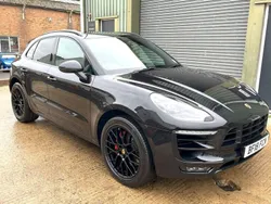Black Used 2018 Porsche Macan SUV | £30,200 (Fair price)