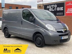 Blue Used 2013 Vauxhall Vivaro Van | £4,990 (Fair price)