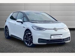 White Used 2021 VW ID.3 Pro Performance Hatchback | £17,850 (Expensive)
