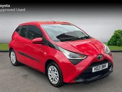Red Used 2021 Toyota Aygo X-play Hatchback | £9,492 (Fair price)