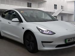 White Used 2022 Tesla Model 3 Long Range AWD Sedan | £22,799 (Fair price)
