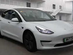 White Used 2022 Tesla Model 3 Long Range Sedan | £22,799 (Fair price)