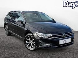 Black Used 2022 VW Passat SEL Estate | £22,499 (Expensive)