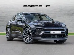 Jet black metallic New 2025 Porsche Macan 4 Electric SUV | £73,540