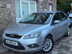 Silver Used 2009 Ford Focus Titanium Hatchback | £999 (Super price)