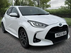 White Used 2023 Toyota Yaris Hybrid Design Hatchback | £18,485 (Fair price)