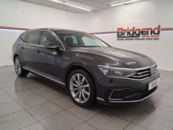 Grey Used 2021 VW Passat Advance Estate | £17,949 (Fair price)