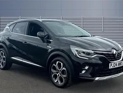 Black Used 2024 Renault Captur Techno SUV | £15,305 (Fair price)