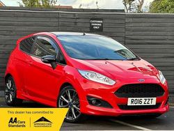 Red Used 2016 Ford Fiesta Zetec Hatchback | £4,599 (Fair price)