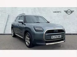 Green Used 2024 Mini Countryman Exclusive SUV | £32,050 (Fair price)