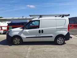 White Used 2016 Fiat Doblò MPV | £5,994 (Expensive)