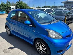 Blue Used 2010 Toyota Aygo Hatchback | £1,990 (Fair price)