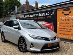 Used 2015 Toyota Auris Touring Sports Estate | £6,894 (Fair price)