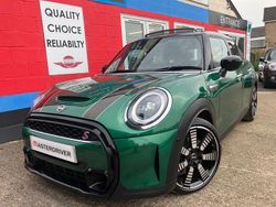 Green Used 2023 Mini Cooper S Exclusive Hatchback | £23,755 (Fair price)