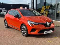 Orange Used 2023 Renault Clio V Evolution Hatchback | £12,995 (Fair price)