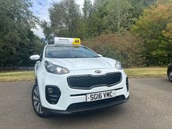 White Used 2016 Kia Sportage 3 SUV | £5,695 (Fair price)