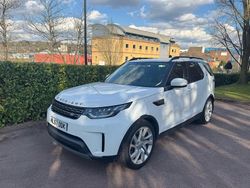 White Used 2017 Land Rover Discovery 5 SE SUV | £12,795