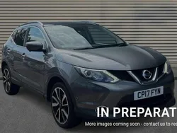 Grey Used 2017 Nissan Qashqai Tekna SUV | £10,795 (Fair price)