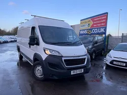Alpine white Used 2021 Peugeot Boxer Van | £10,595 (Fair price)