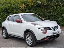 White Used 2015 Nissan Juke N-Connecta SUV | £5,595 (Fair price)