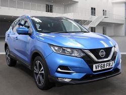 Vivid blue Used 2019 Nissan Qashqai N-Connecta SUV | £9,975 (Good price)