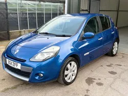 Blue Used 2011 Renault Clio II GT-Line Hatchback | £3,900 (Fair price)