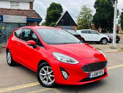 Red Used 2018 Ford Fiesta Zetec Hatchback | £5,495 (Fair price)