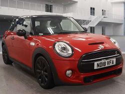 Red Used 2018 Mini Cooper S Hatch Hatchback | £14,995 (Fair price)