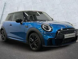 Blue Used 2023 Mini Cooper Premium Hatchback | £22,500 (Fair price)
