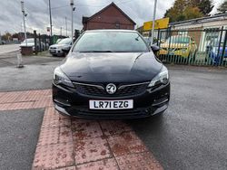 Black Used 2021 Vauxhall Astra Edition Hatchback | £10,190 (Good price)