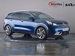 Blue Used 2018 Kia Niro 4 SUV | £14,200 (Fair price)