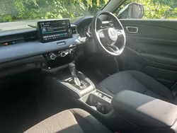 White Used 2025 Honda HR-V Elegance SUV | £30,995