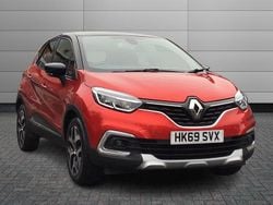 Red/black Used 2019 Renault Captur GT-Line SUV | £9,995 (Fair price)