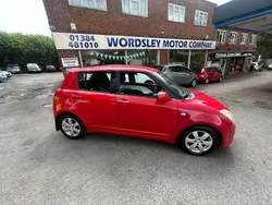Bright red Used 2009 Suzuki Swift GLX Hatchback | £1,999 (Fair price)