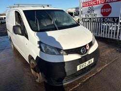 White Used 2012 Nissan NV200 N-TEC MPV | £2,495