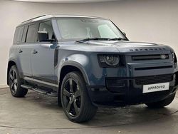 Blue Used 2025 Land Rover Defender SE Dynamic SUV | £76,400