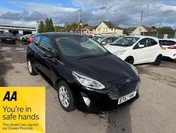 Black Used 2018 Ford Fiesta Zetec Hatchback | £6,995 (Good price)