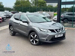 Grey Used 2017 Nissan Qashqai N-Connecta SUV | £8,995 (Good price)