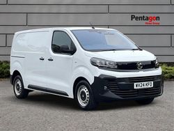 White Used 2024 Vauxhall Vivaro S Van | £18,495 (Fair price)