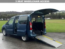 Blue Used 2018 Citroën Berlingo Feel MPV | £9,999 (Good price)