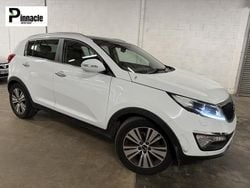 White Used 2015 Kia Sportage 4 SUV | £6,895 (Good price)
