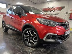 Red Used 2017 Renault Captur Dynamique SUV | £8,400 (Fair price)