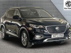 Black Used 2023 MG HS Exclusive SUV | £17,141 (Fair price)